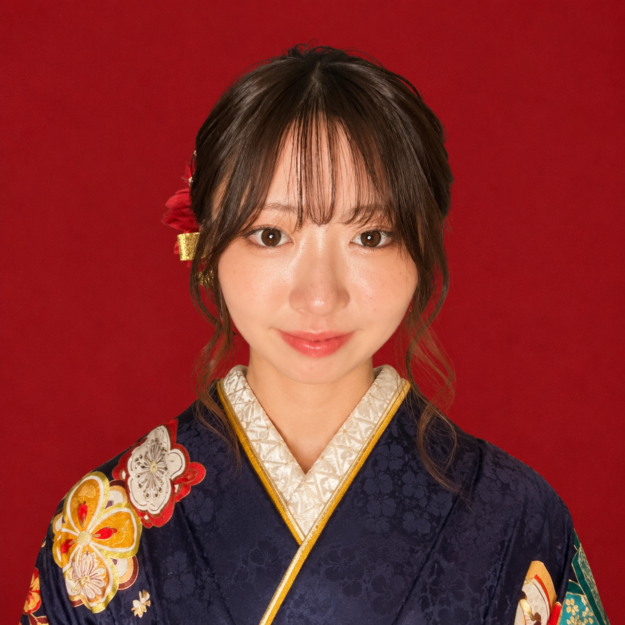 Headshot of Ema, international student from Japan