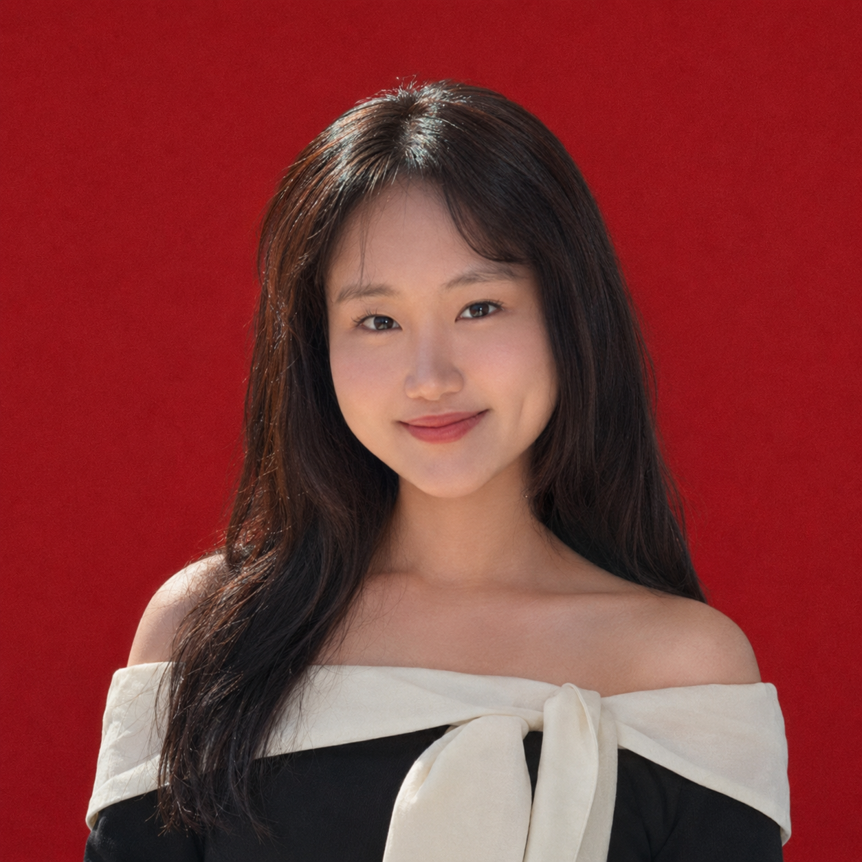 Headshot of Krystal, international student from Vietnam