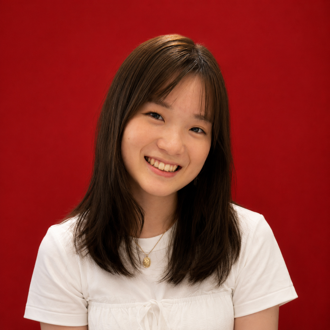 Headshot of Misa, international student from Japan